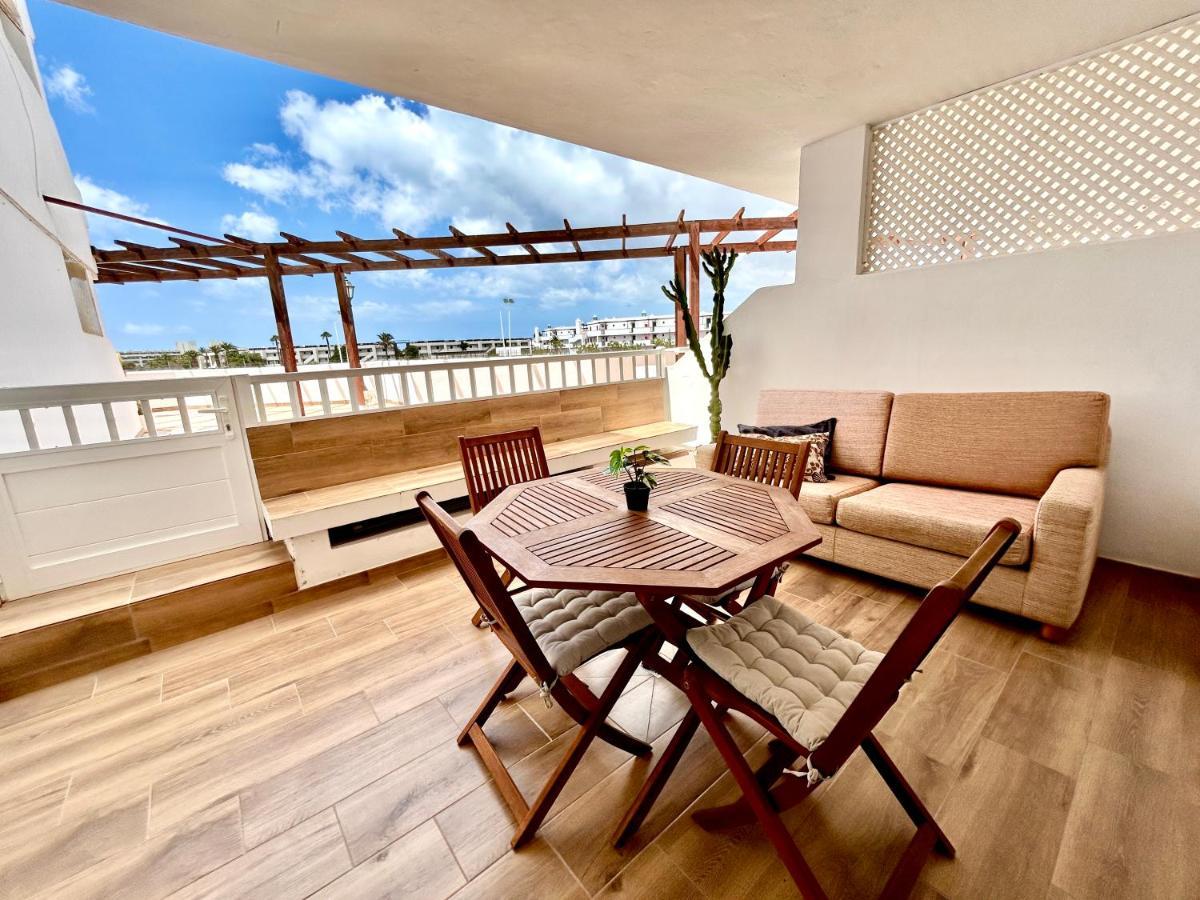 The Colors House Apartment Costa Teguise Exterior photo